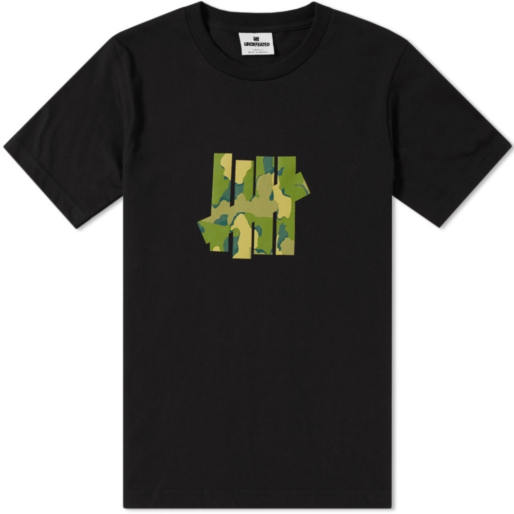 Undefeated Medium Black and Camouflage Shirt